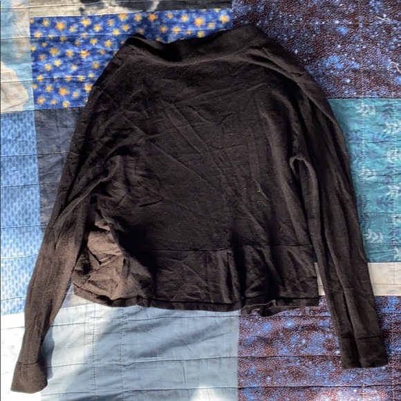 Cropped Cardigan - Picture 2 of 3